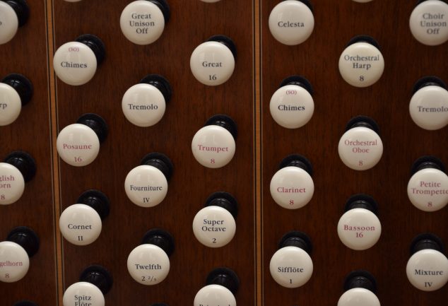buttons on an organ (organ stops)