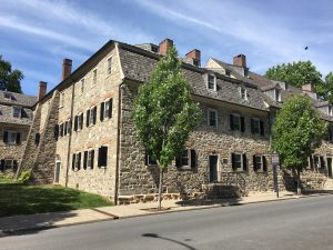 single sisters stone house