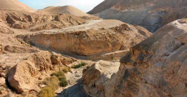 Desert in Judea to illustrate Jesus' temptation